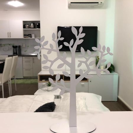 Apartament Modern Center Studio Under The Castle II Free Parking Lublana Zewnętrze zdjęcie